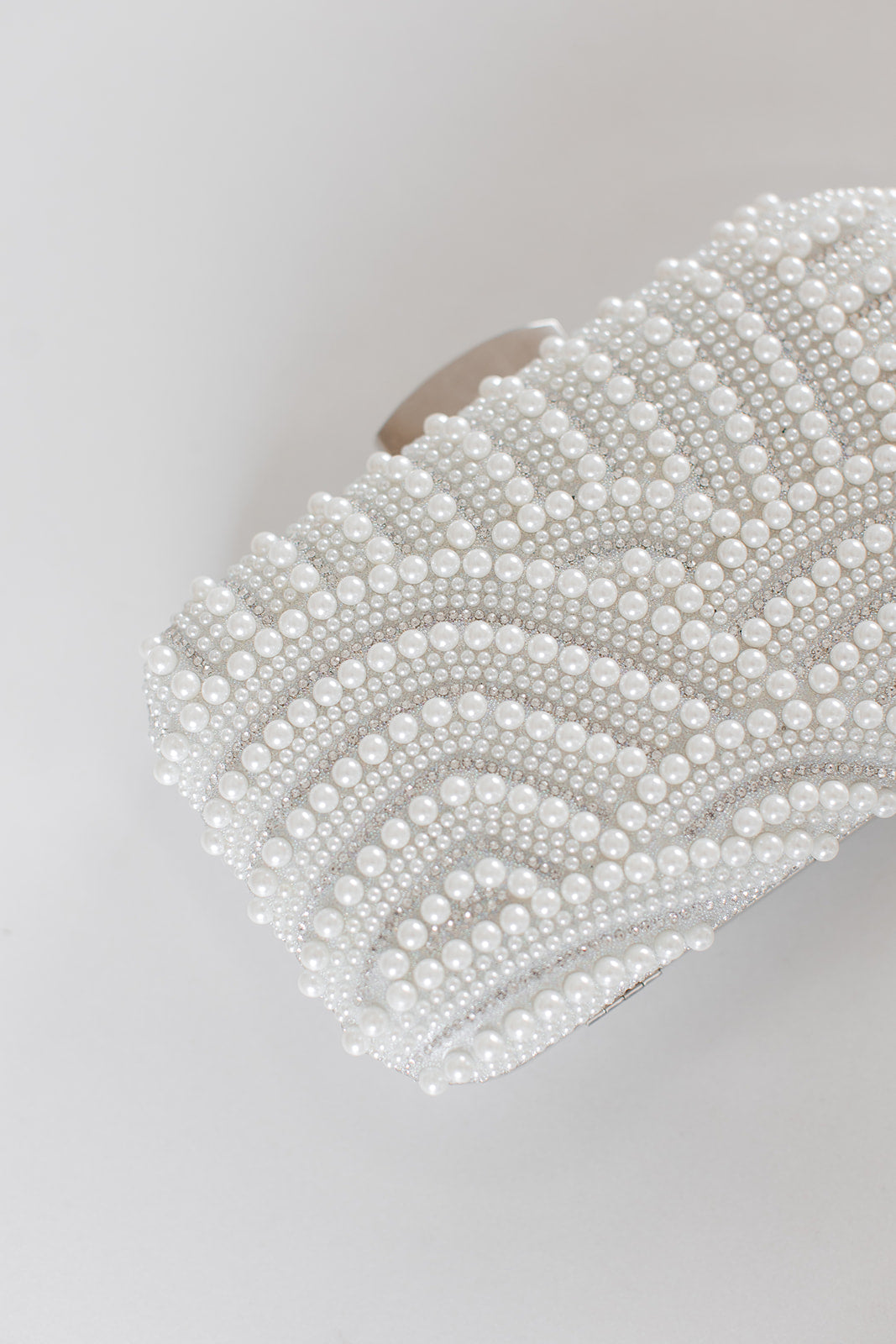 Sirena - Wave Pearl Box Clutch - Ivory