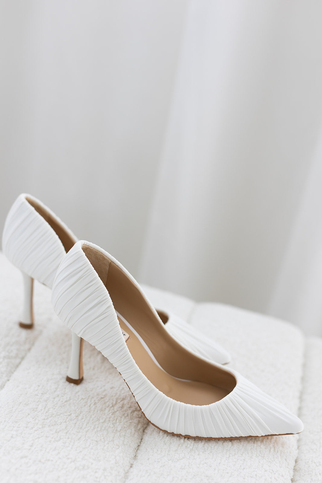 Veronika - Ruched Pointed Toe Pumps - Soft White