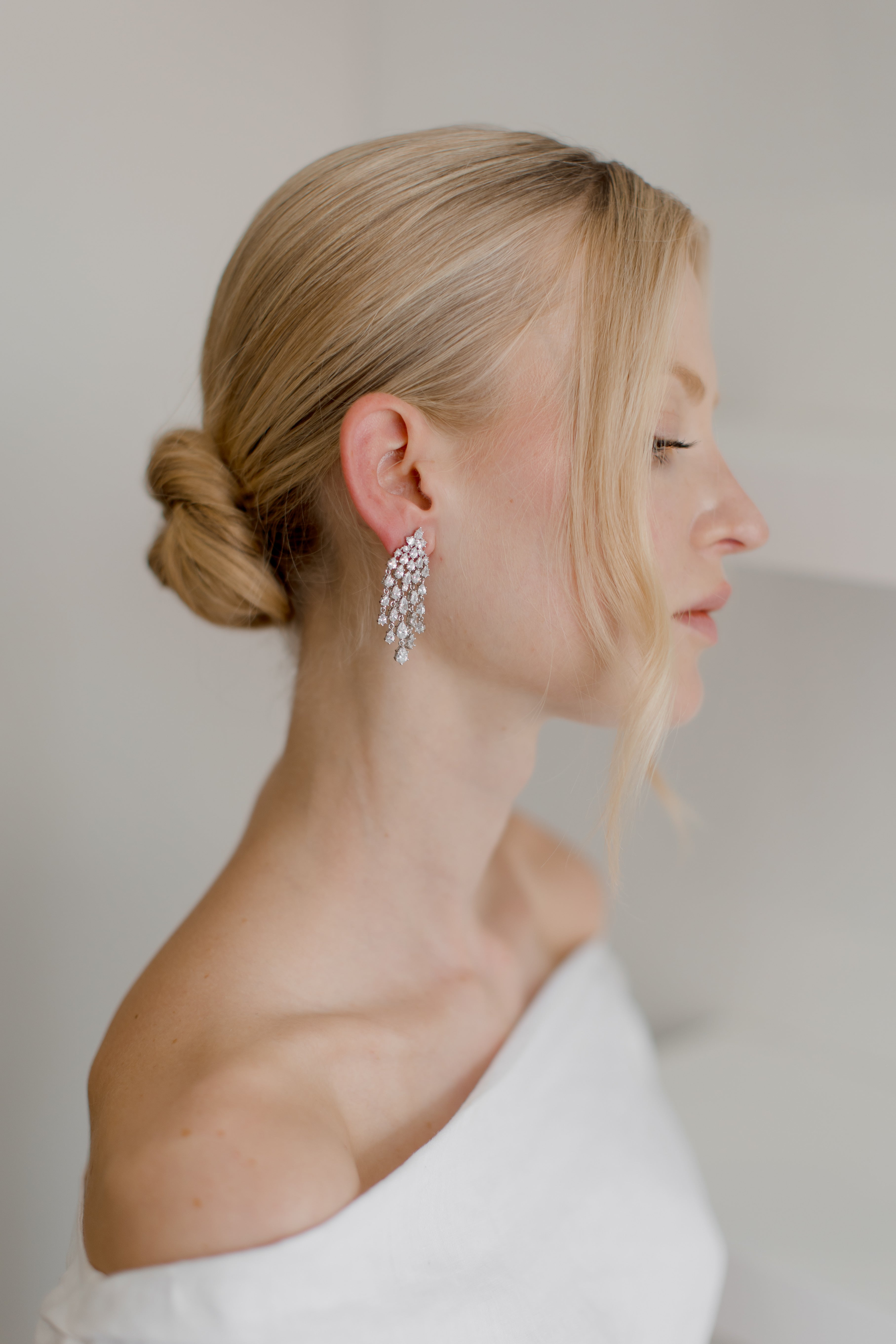 Vivienne - Chandelier Crystal Bridal Drop Earrings