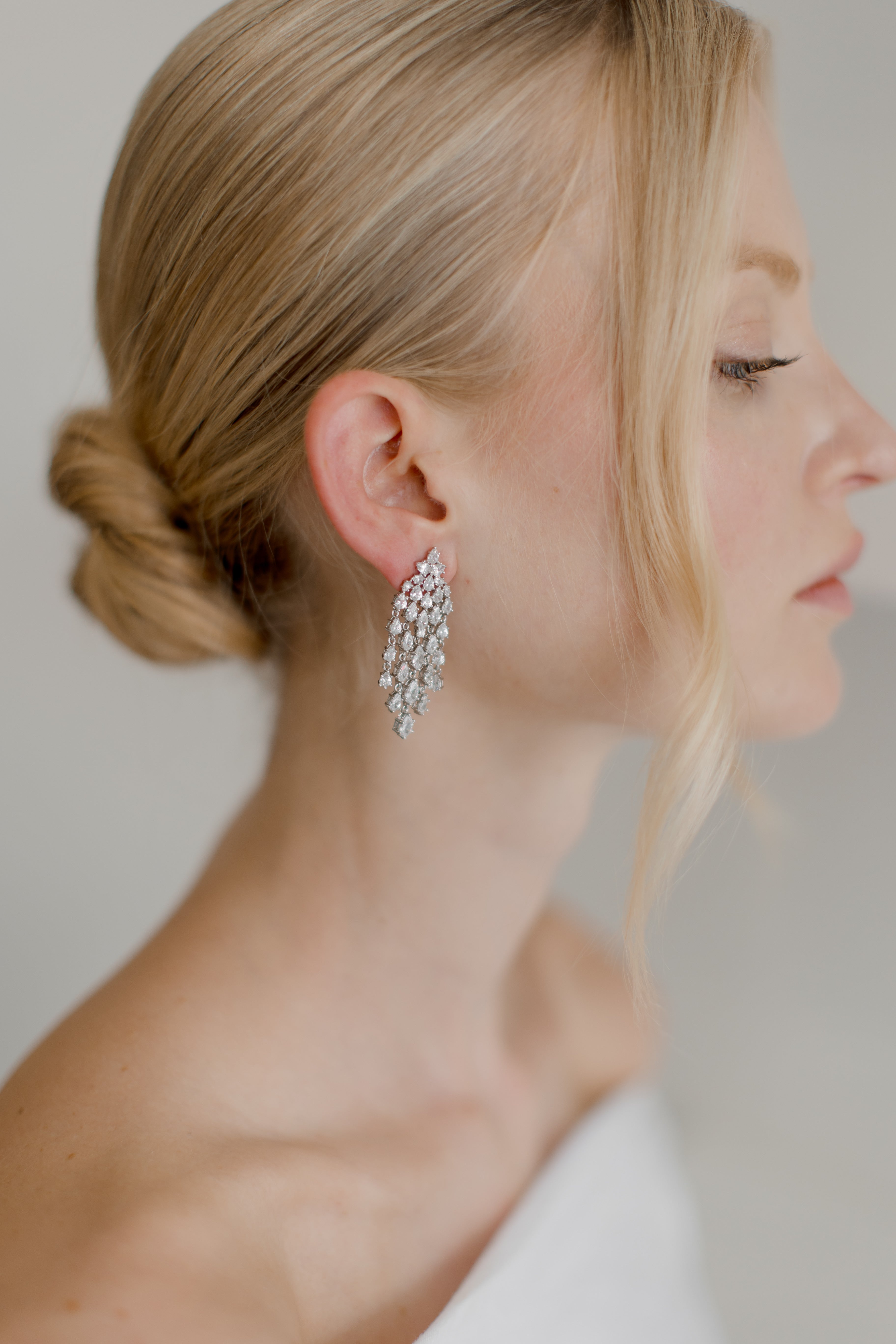 Vivienne - Chandelier Crystal Bridal Drop Earrings