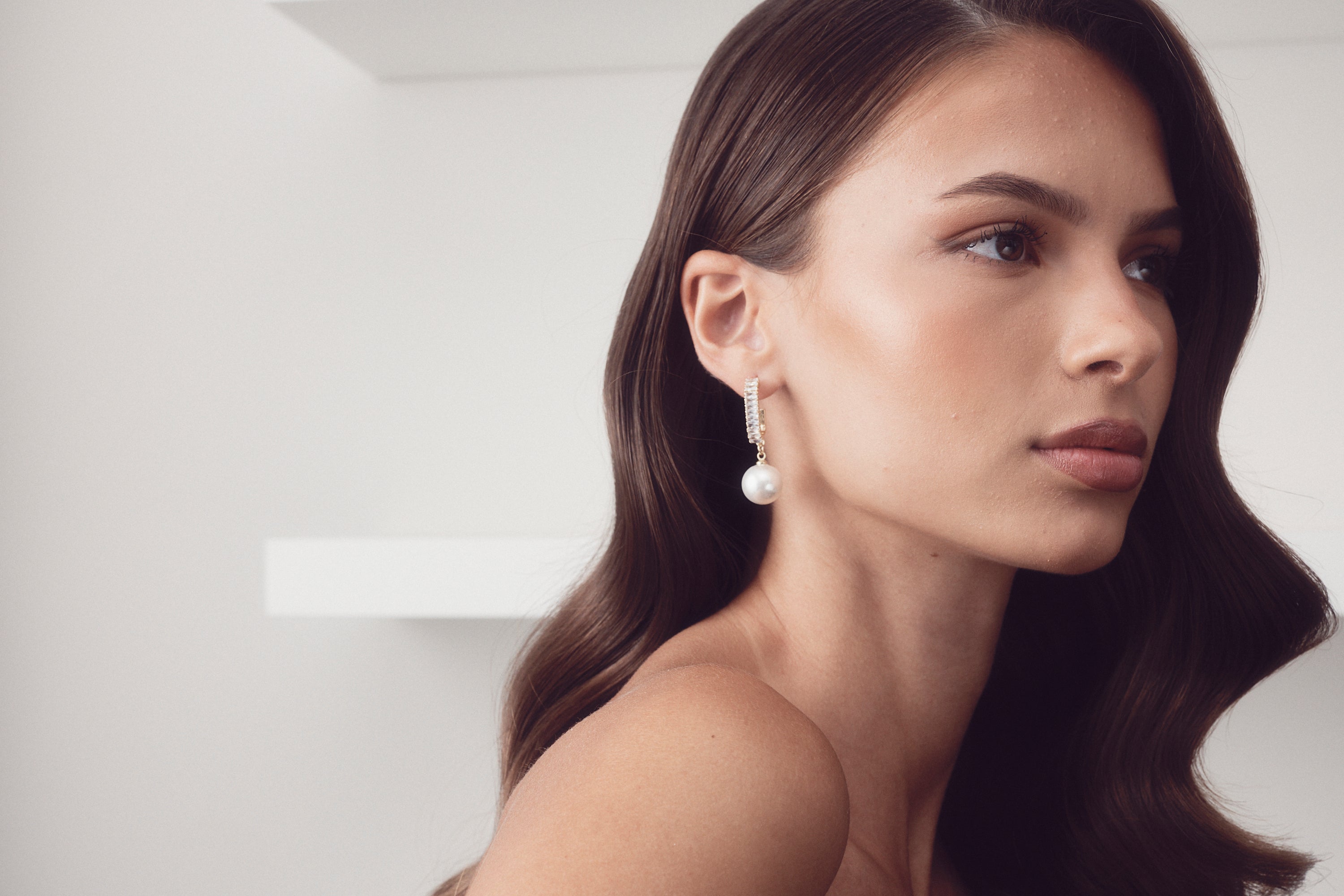 A'el Este - Lani - Bridal Pearl & Crystal Drop Earrings - Gold