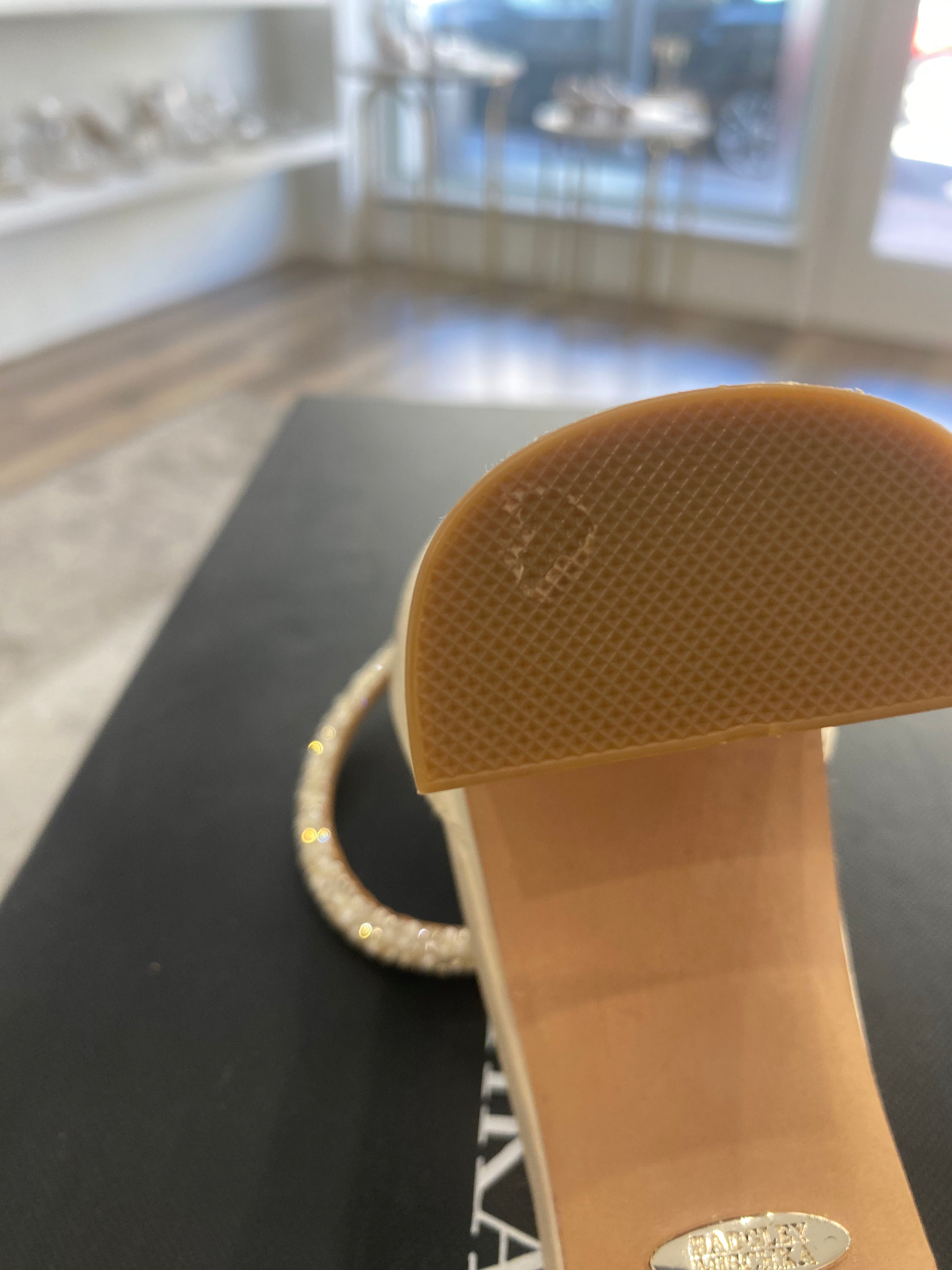 SAMPLE - Kameryn Ivory - Size 6