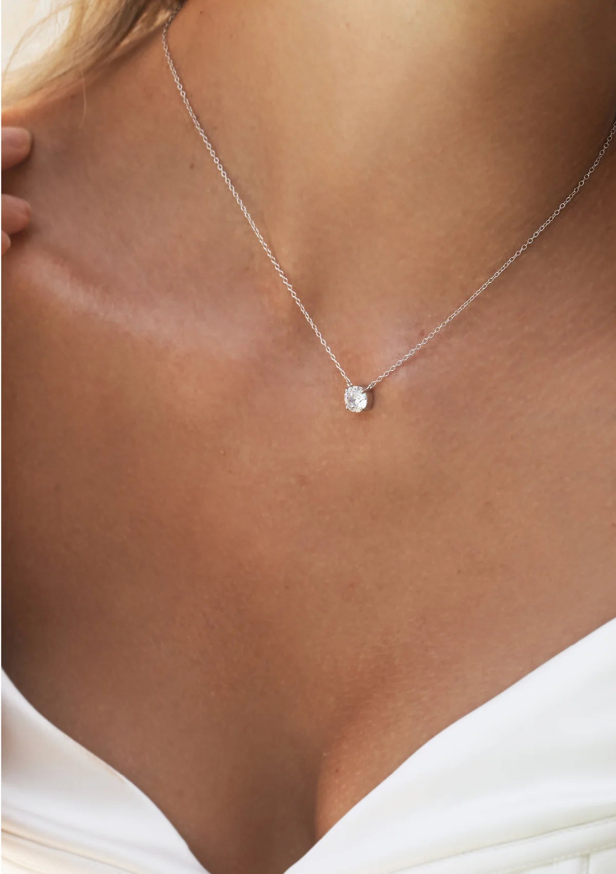 Lola Knight - Lily Crystal Necklace - Silver