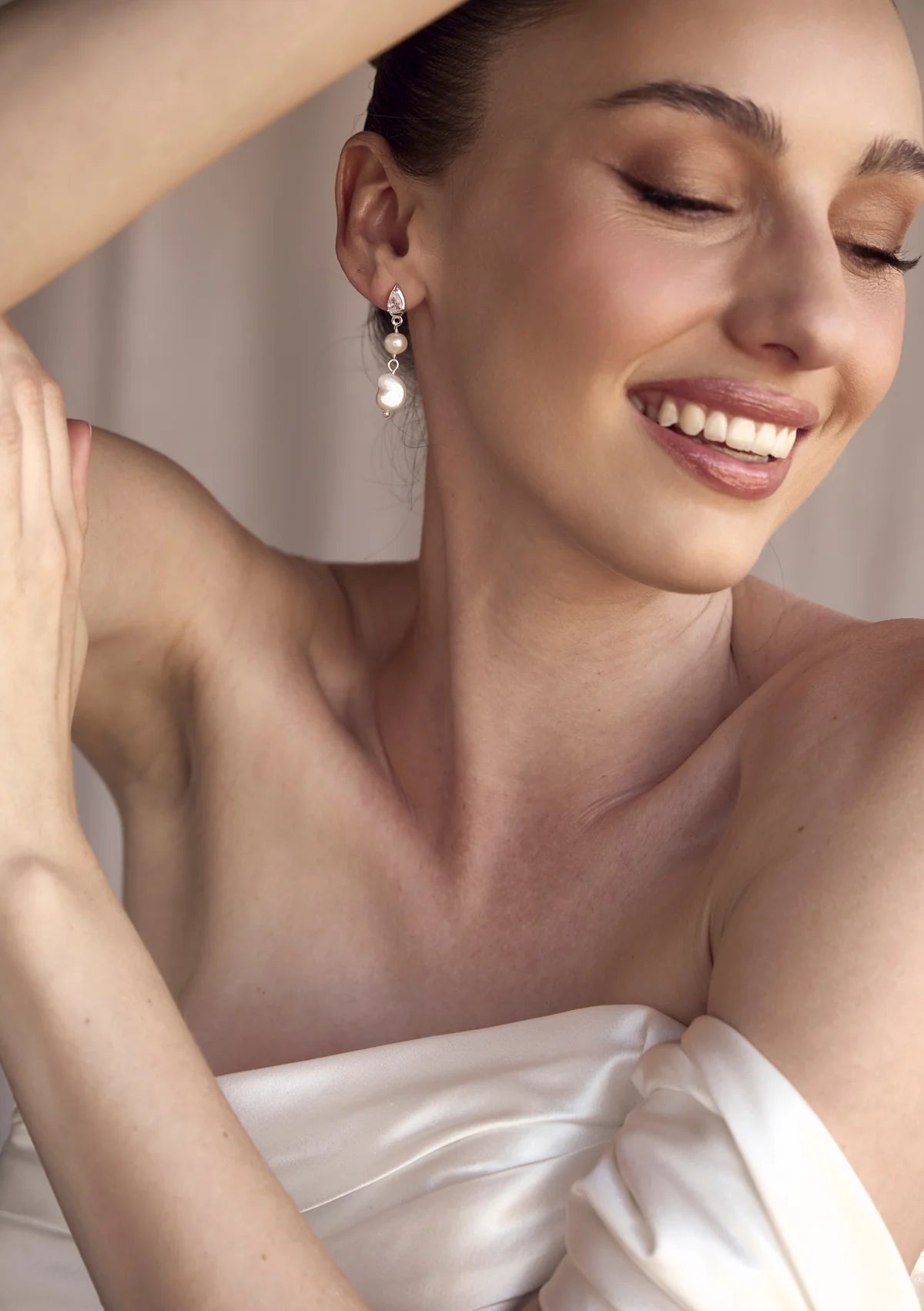 Lola Knight - Lulu - Pearl & Crystal Drop Earrings - Silver