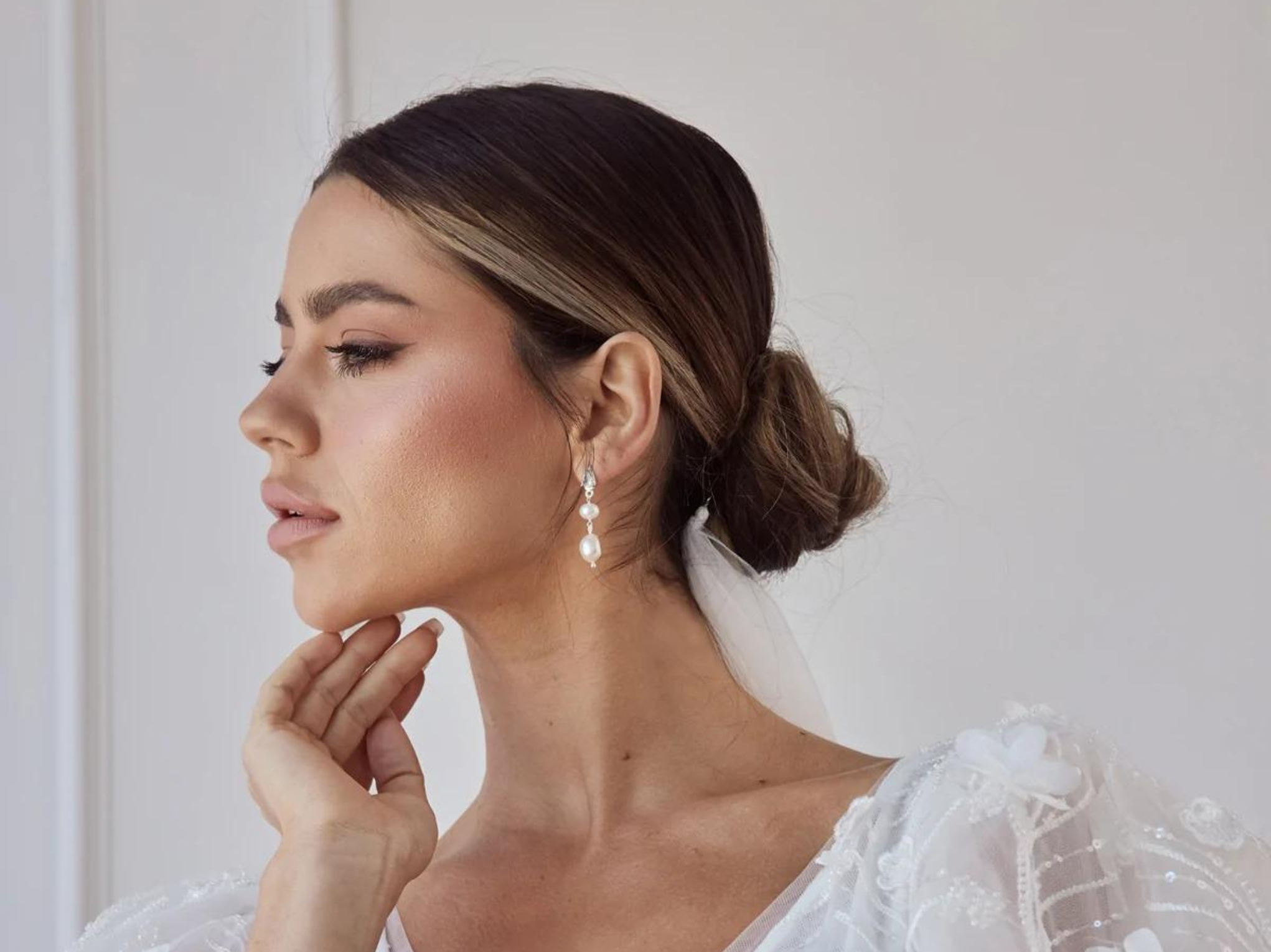 Lola Knight - Lulu - Pearl & Crystal Drop Earrings - Silver