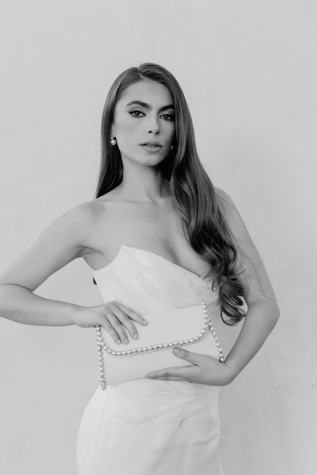 Luna - Sculpted Pearl Trim Envelope Clutch - Ivory