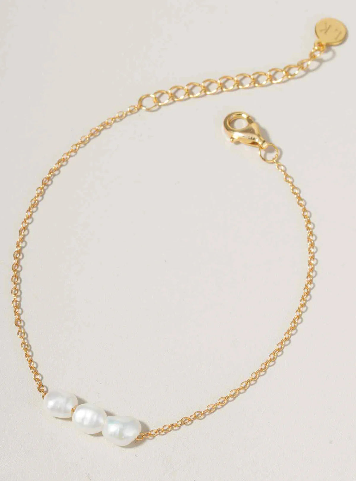 Lola Knight - Lettie Pearl Bridal Bracelet - Gold