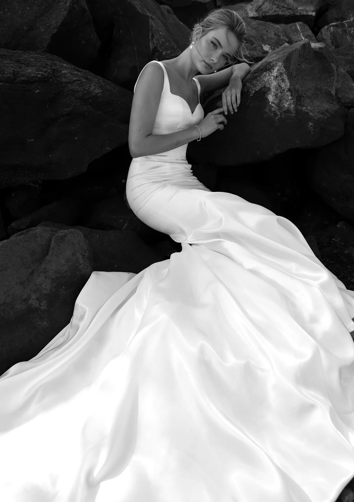 Lola Knight - Marinda - Freshwater Pearl Drop Earrings - Silver